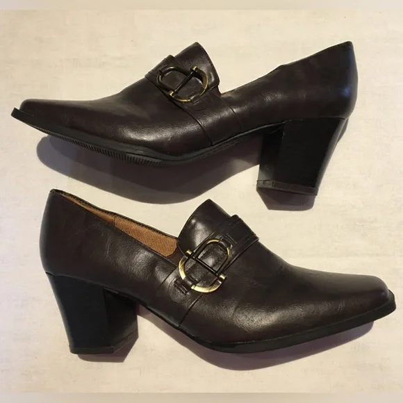 Shoes - Picture 6 of 6